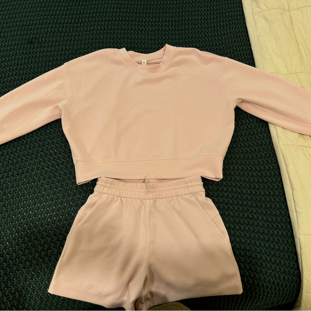 LULULEMON SOFTSTREME SET